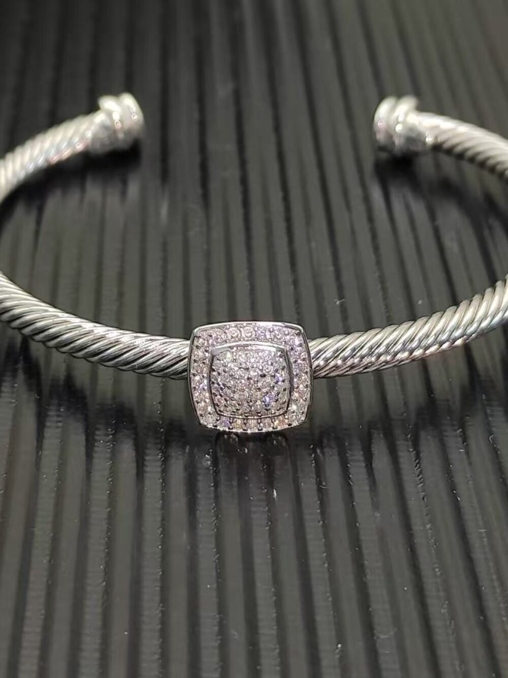 David Yurman Exquisite Gemstone Bracelet - Picture 4 of 6